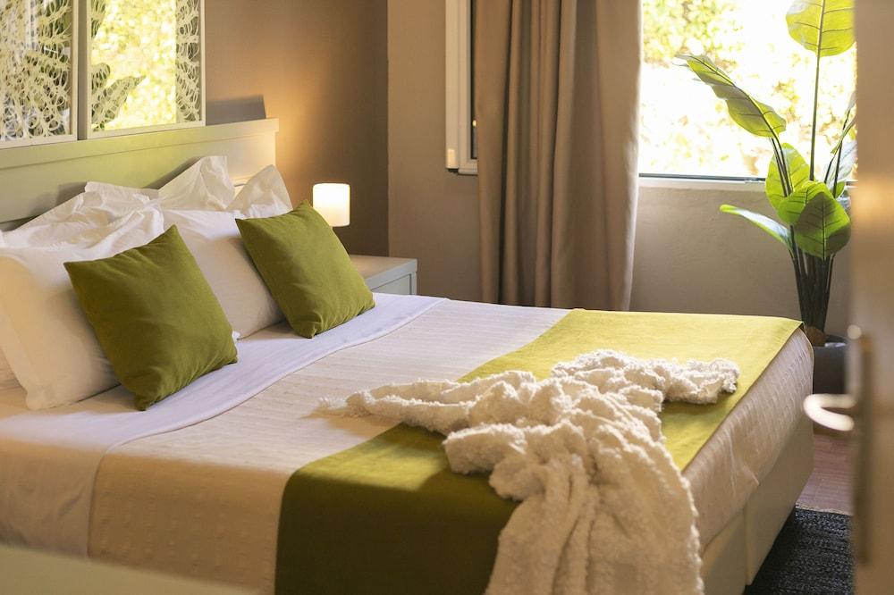 Nimfi Hotel, Skiathos Megali Ammos (Skiathos)