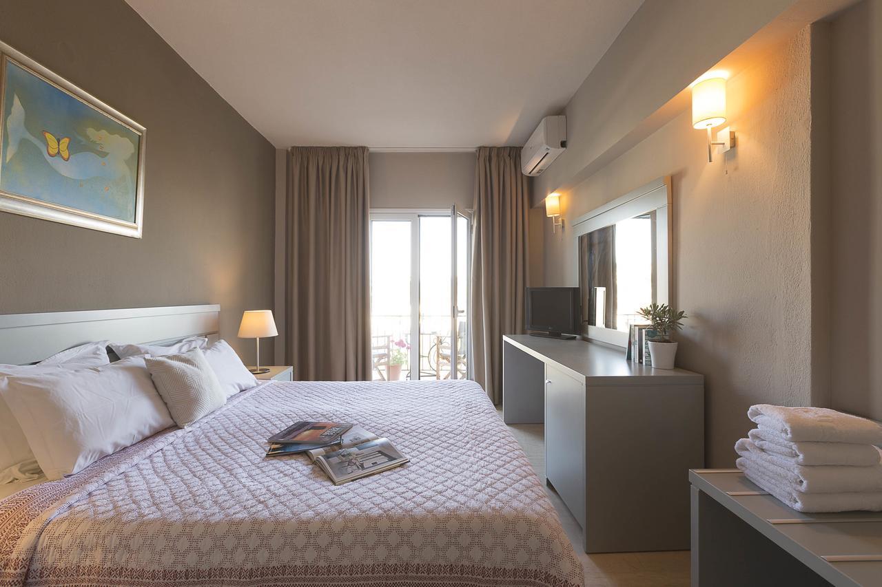 Nimfi Hotel, Skiathos Megali Ammos (Skiathos)